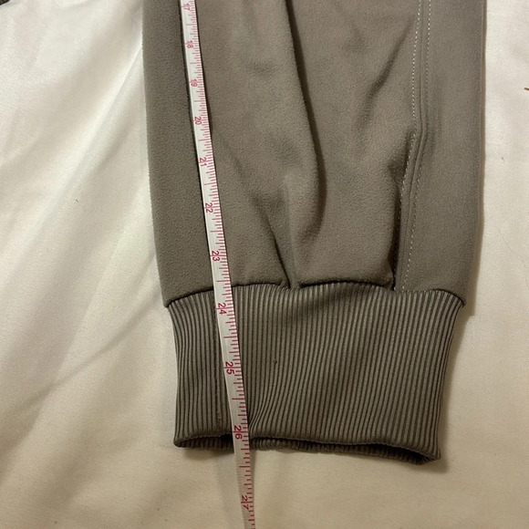 Rachel Zoe Relaxed Fit Versatile Wear Women's M
Stretch Jogger Pants Taupe - Picture 8 of 10